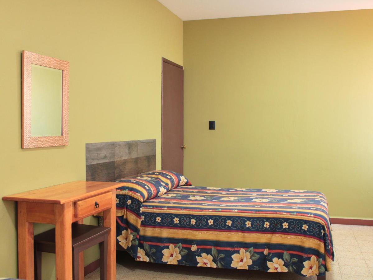 Hotel Galaxia Oaxaca Bagian luar foto