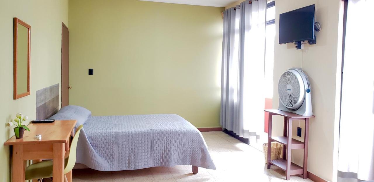 Hotel Galaxia Oaxaca Bagian luar foto