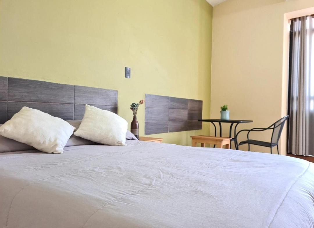 Hotel Galaxia Oaxaca Bagian luar foto